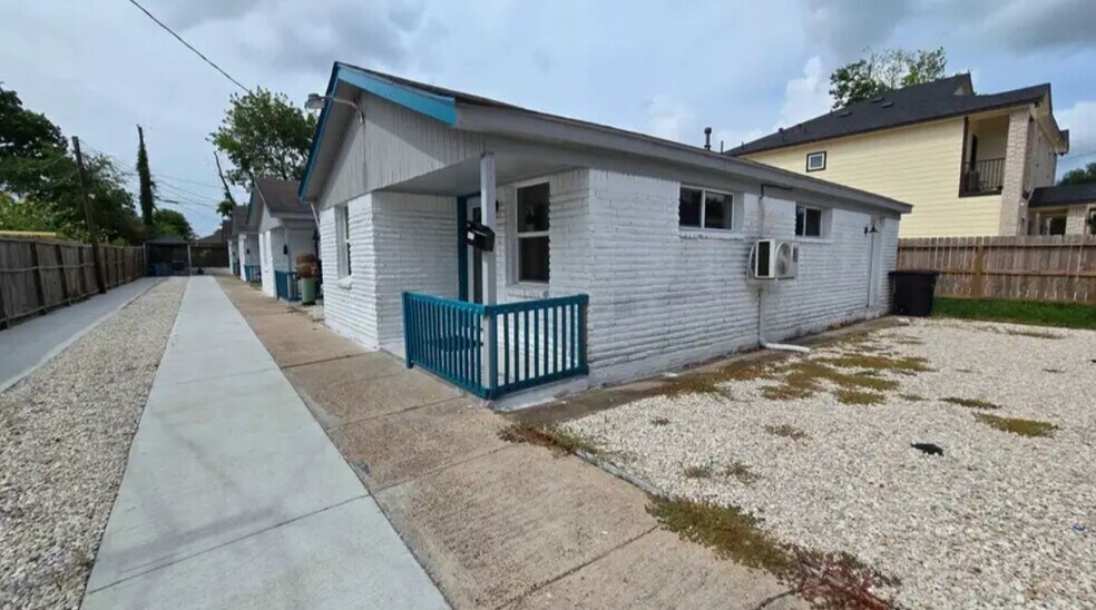 Building Photo - 4835 Mallow St