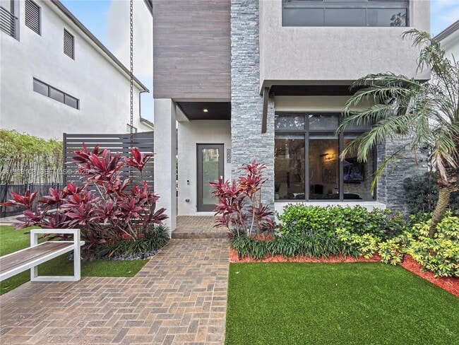 Building Photo - 8222 NW 51st Terrace