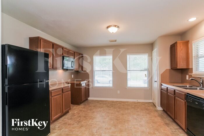 Building Photo - 21610 Dawn Timbers Ct