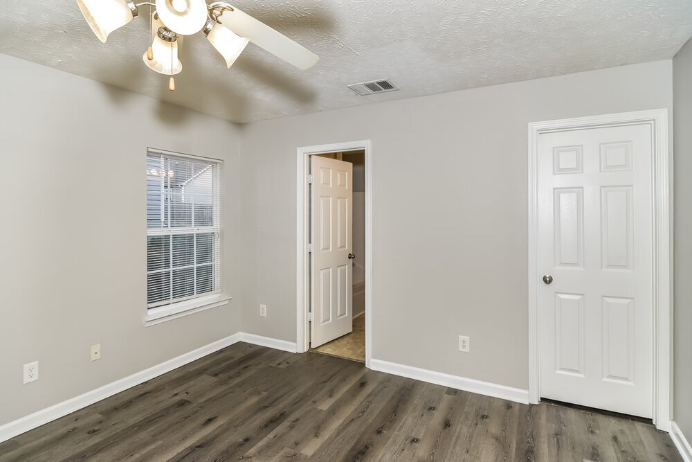 Building Photo - 177 Howard Woody Dr