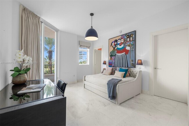 Building Photo - 7133 Fisher Island Dr