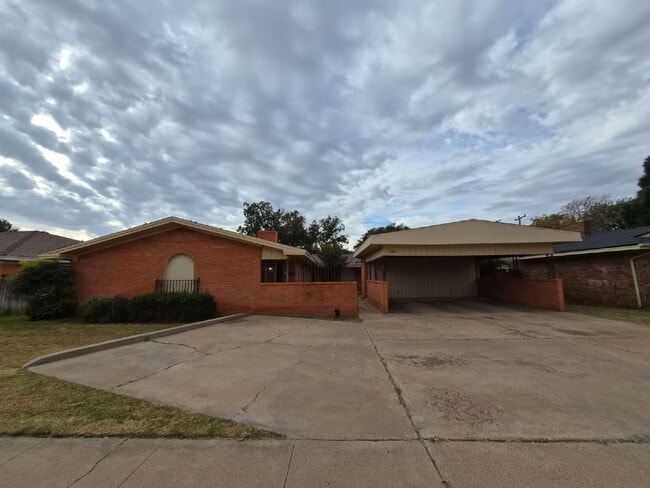 Primary Photo - 3813 51st St