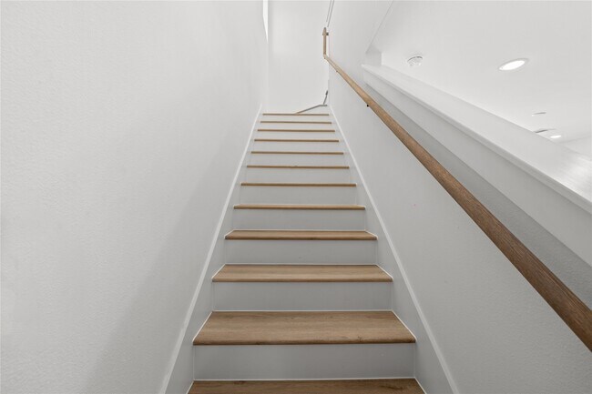 Building Photo - 111 Milby St