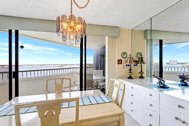 Building Photo - 5070 N Ocean Dr