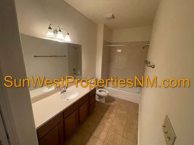 Building Photo - 3 Bedroom, 2.5 bath, 2 story with 2 car garage
