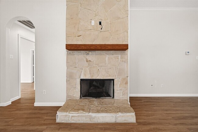 Building Photo - 5517 Autumn Ash Ln