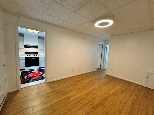 Building Photo - 158 S Fitzhugh St