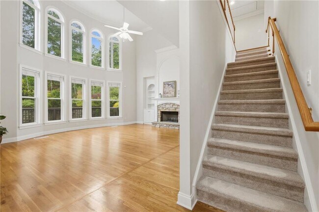Building Photo - 3561 Carriage Glen Way