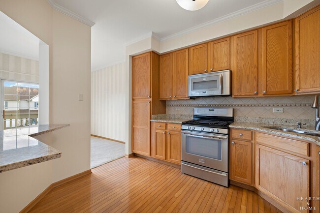 Building Photo - 1100 Ellsworth Dr