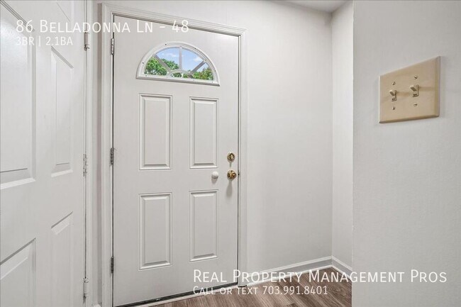 Building Photo - 86 Belladonna Ln