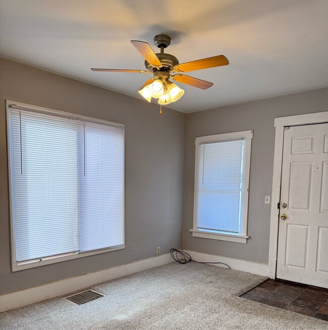 Building Photo - 6203 N 39th St