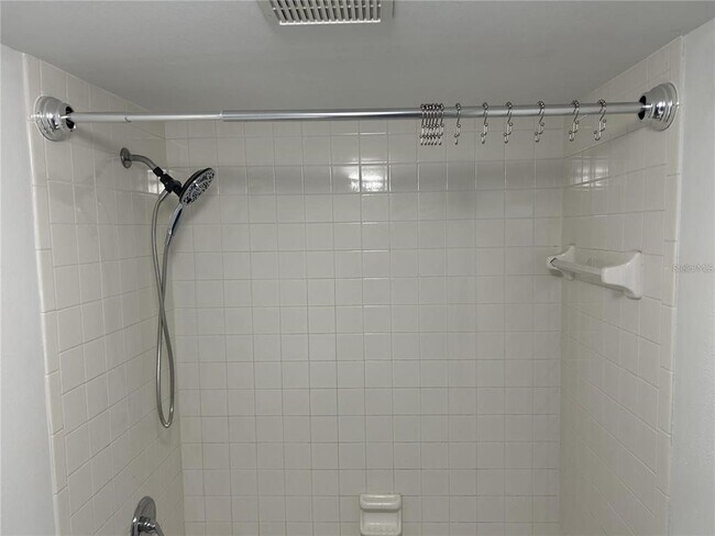 Building Photo - 3002 W Cleveland St