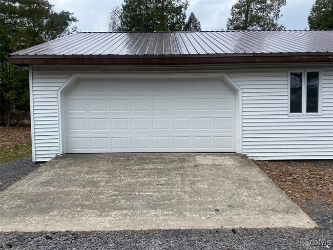 Building Photo - 41 Peat Bed Rd