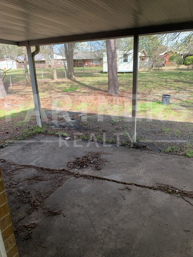 Building Photo - 3333 Carter Hill Rd