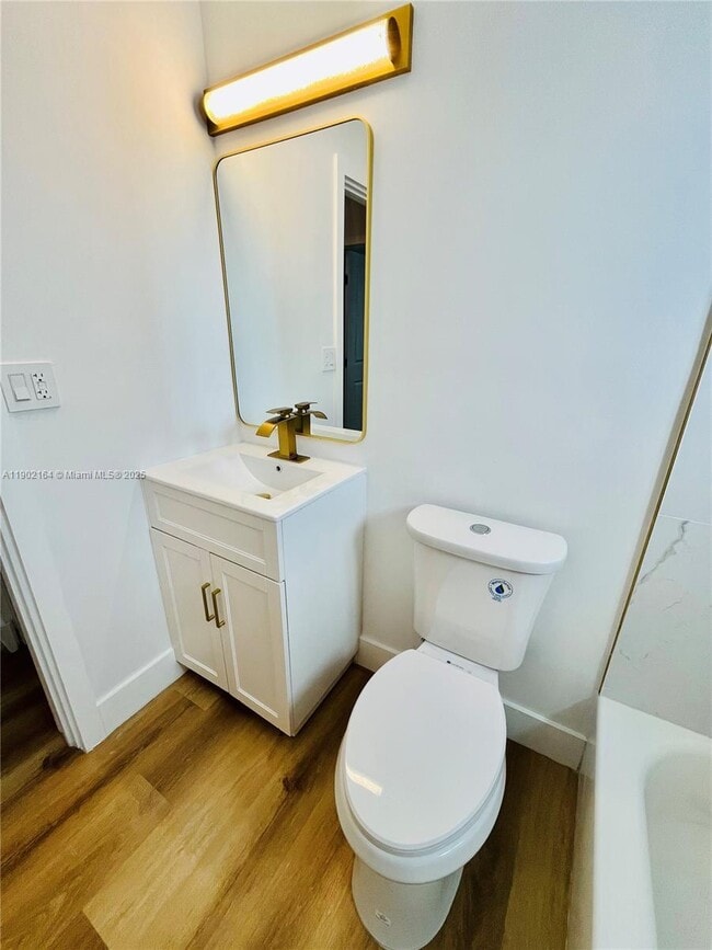 Building Photo - 10909 SW 117th Pl