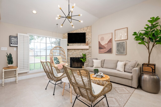 Building Photo - 2947 High Plains Dr