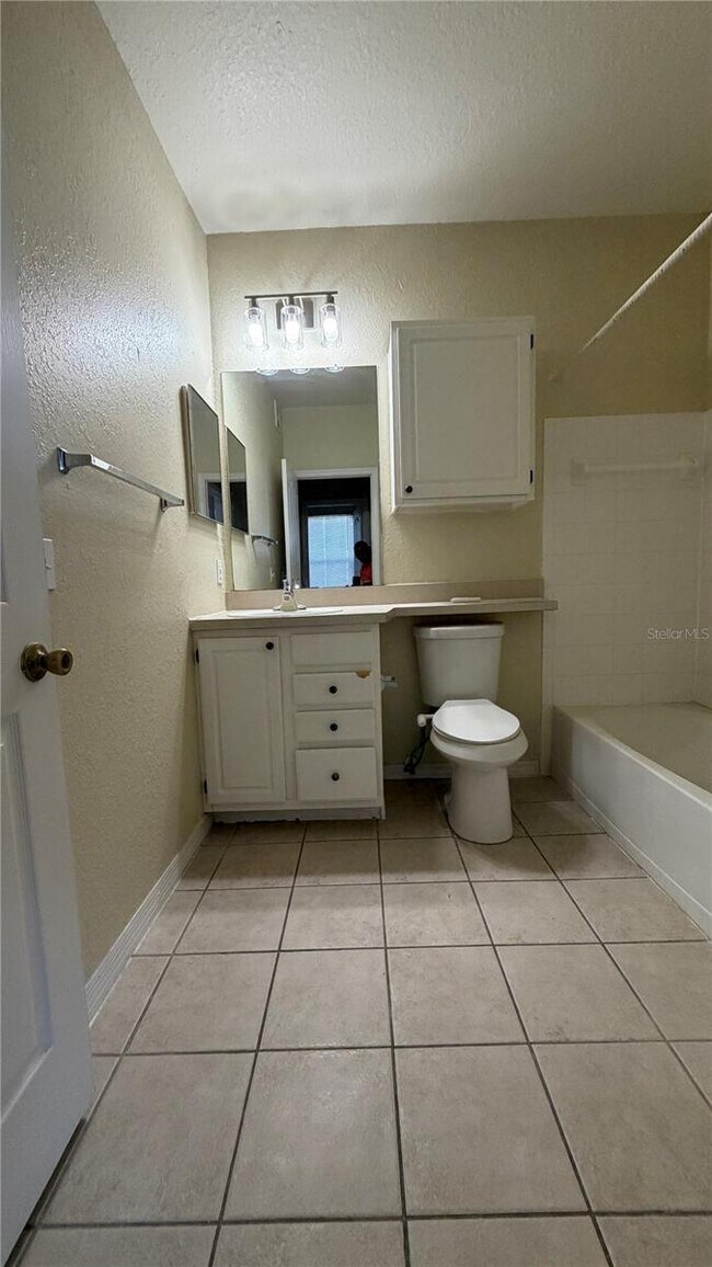 Building Photo - 2537 Maitland Crossing Way