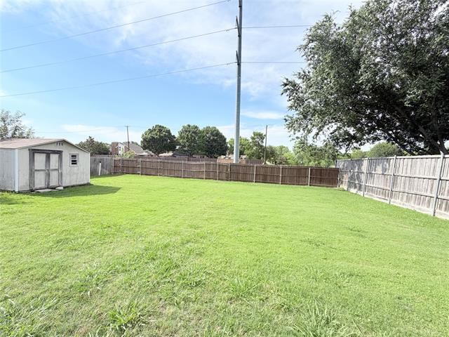 Building Photo - 301 Mimosa Dr