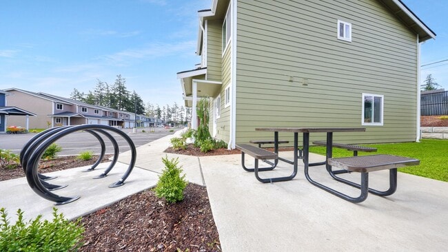 Building Photo - New Construction - 3 Bed 2.5 Bath - Pet Friendly - NAS Whidbey