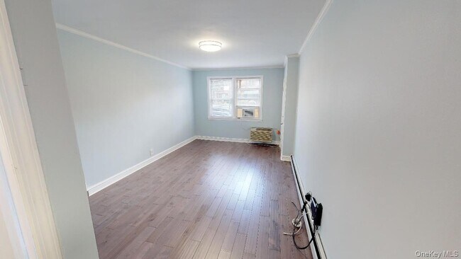 Building Photo - 67-12 Juno St