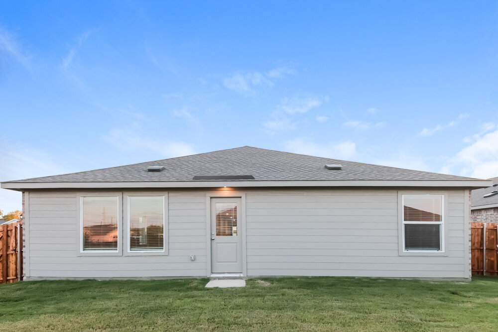 Building Photo - 100 Wren Wy