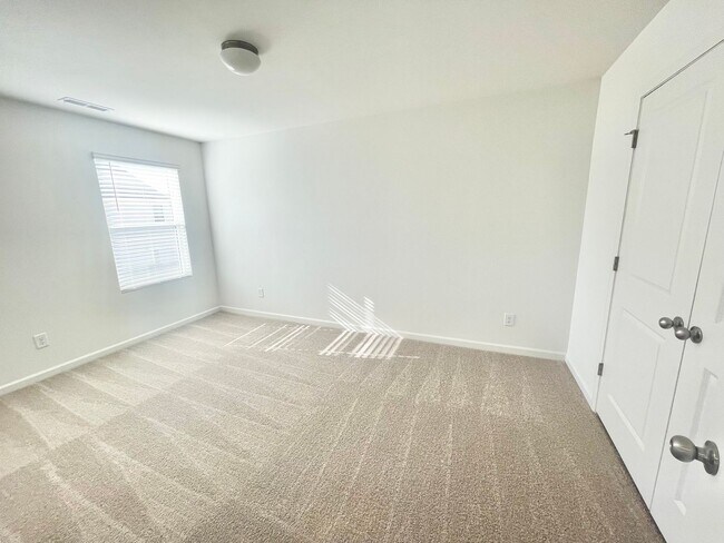 Building Photo - BEAUTIFUL 3 Bedroom Paired Home minutes from I-77 and I-40 - SPRING SPECIAL