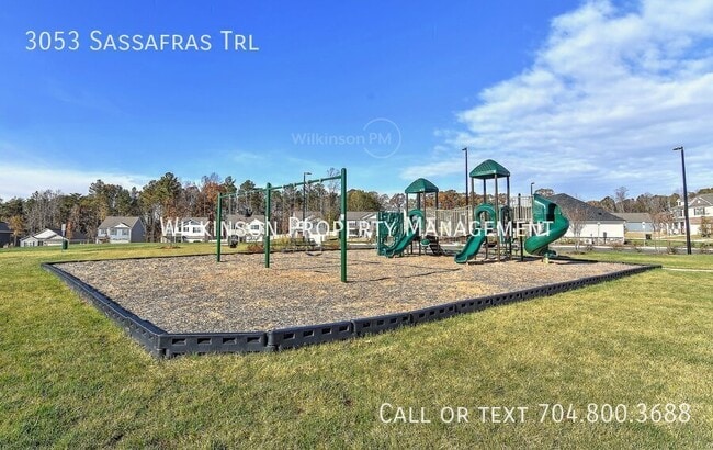 Building Photo - 3053 Sassafras Trl