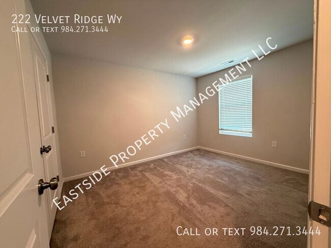 Building Photo - 222 Velvet Rdg Wy