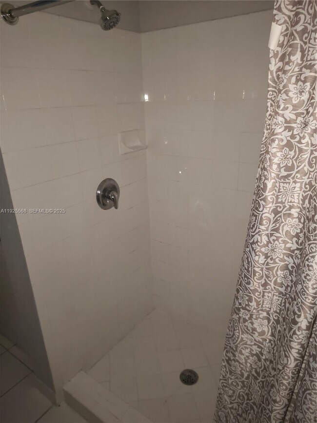 Building Photo - 15440 SW 284th St