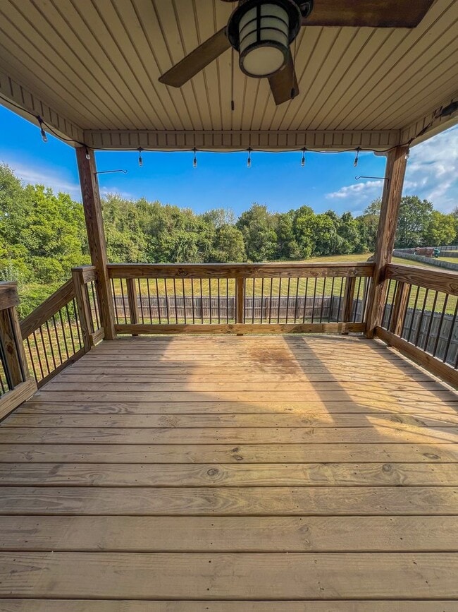 Building Photo - Move-In Specials Available! Must See-Stunning 5-Bedroom Home in 37043!!