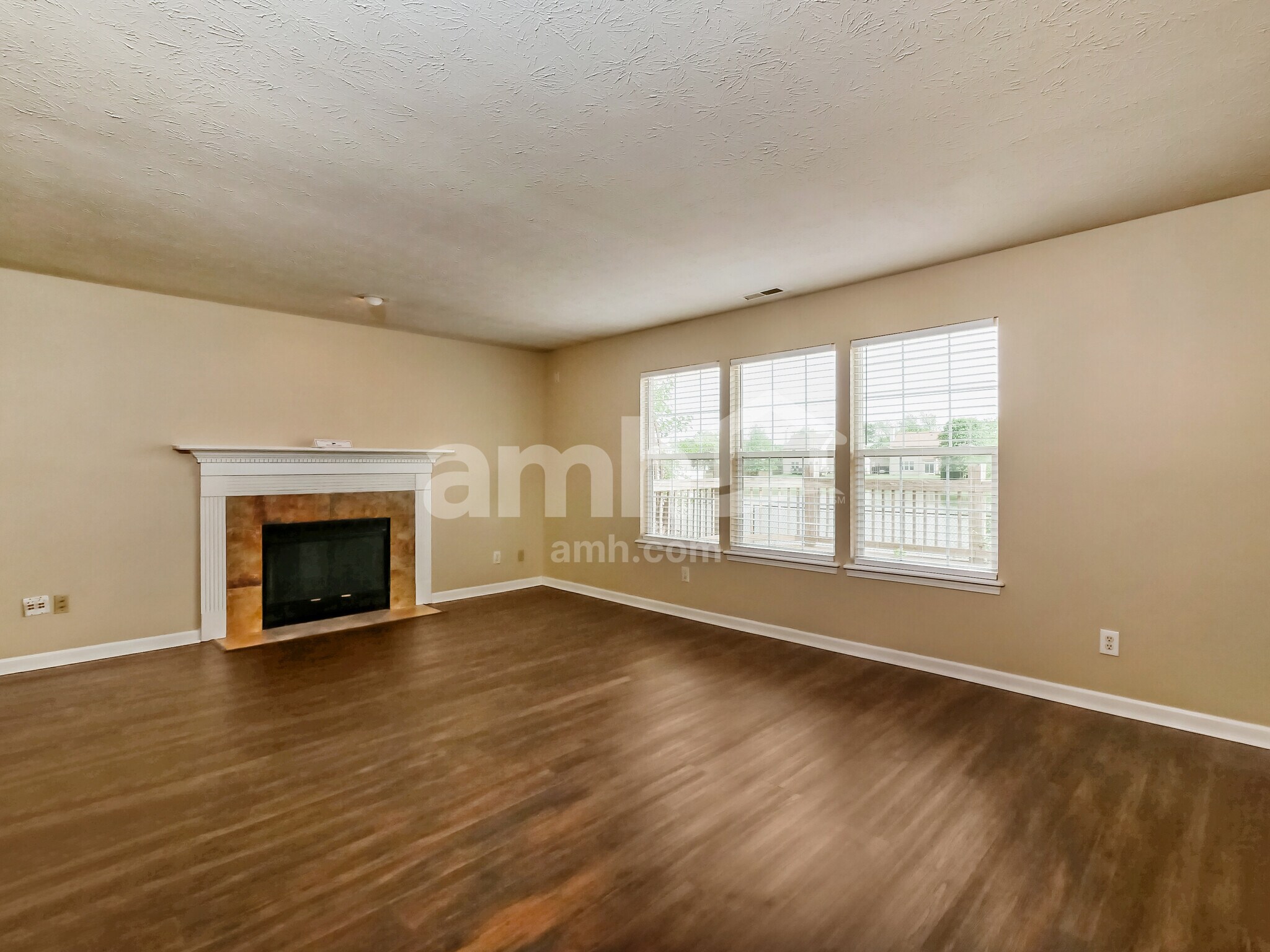 Building Photo - 8164 Alamosa Dr
