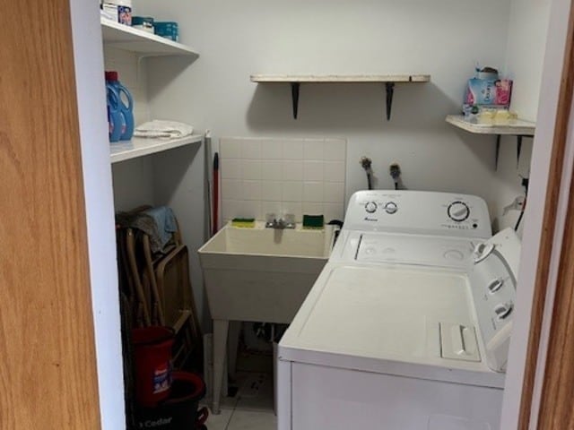 Building Photo - 915 E Oakton St