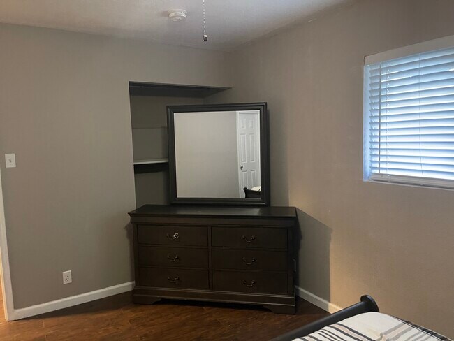 Building Photo - 4539 Guadalajara Dr