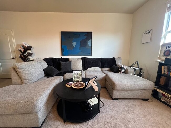 Building Photo - 11121 Silo Valley Dr