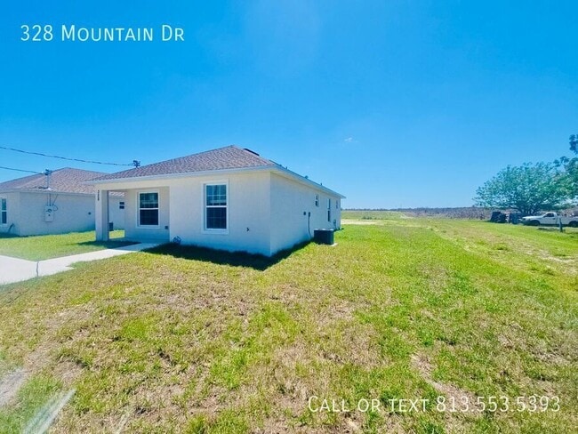 Building Photo - 328 Mountain Dr