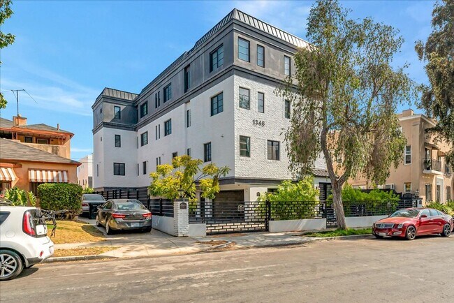 Building Photo - 1348 Burnside Ave