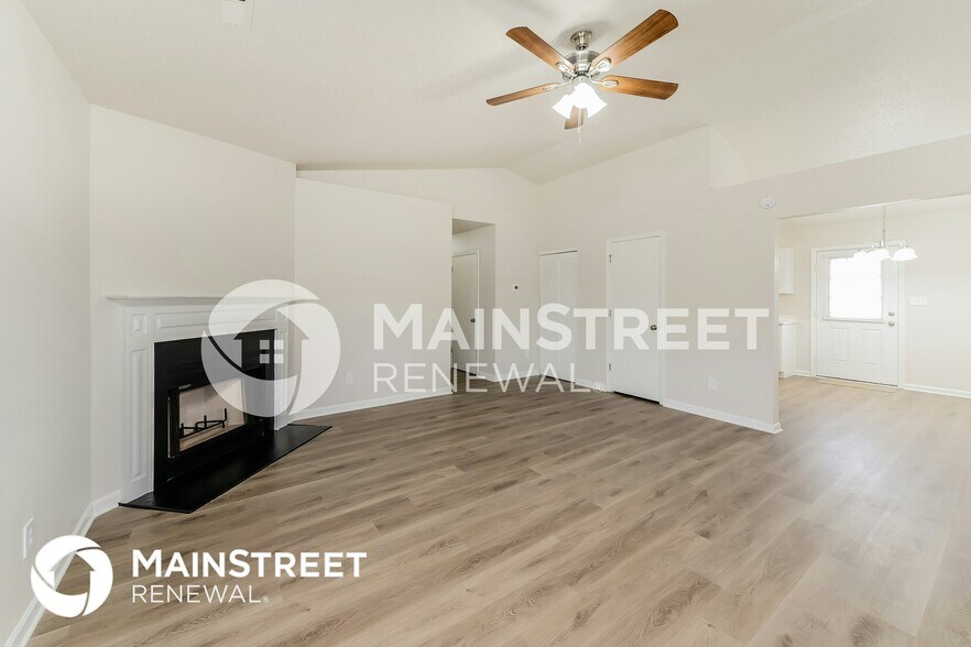 Building Photo - 1703 Shorewell Dr