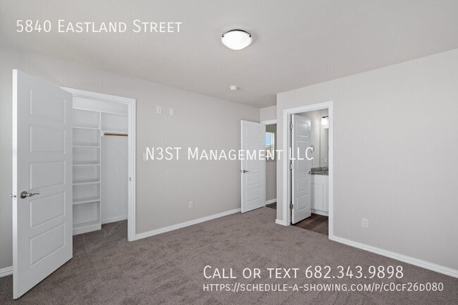 Building Photo - 5840 Eastland St