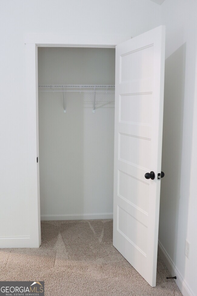 Building Photo - 135 Jessica Ct