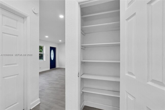 Building Photo - 1175 NW 133rd St