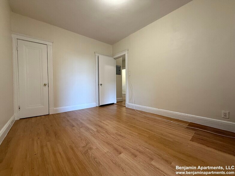 Building Photo - 1810 Commonwealth Ave