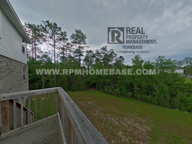 Building Photo - Spacious 5-Bedroom Home in Heritage Planta...