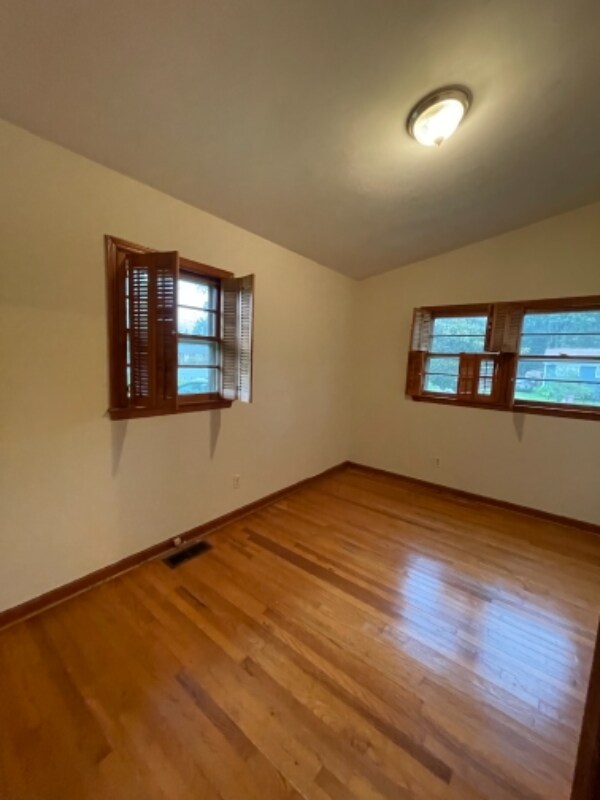 Building Photo - 2634 Berkley Rd