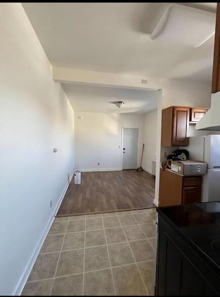 Building Photo - 113 1/2 3rd Street W Unit 5