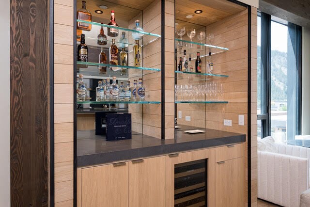 Building Photo - 100 4th St W