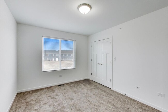 Building Photo - 1234 Gillespie Ln