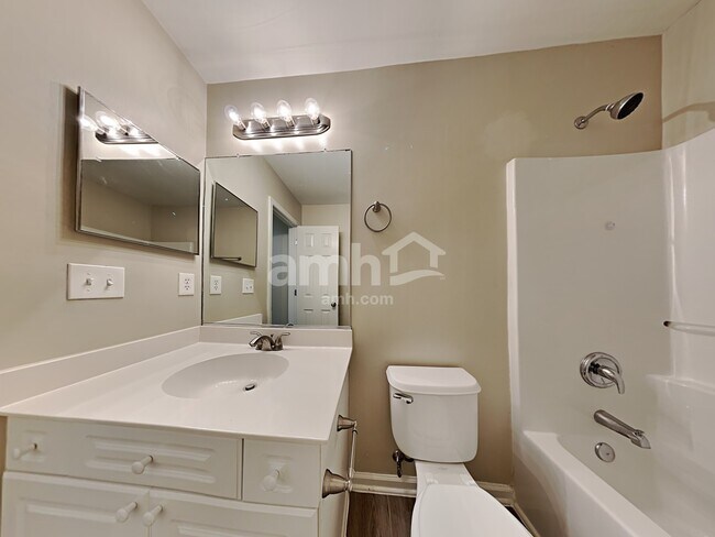 Building Photo - 5405 Red Fork Ln