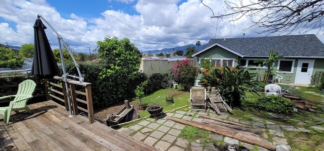 Building Photo - Glendale Awaits You