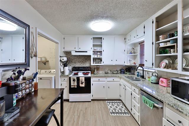 Building Photo - 2610 S 39th St