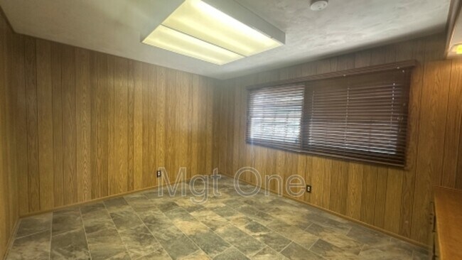 Building Photo - 2944 McAllister St